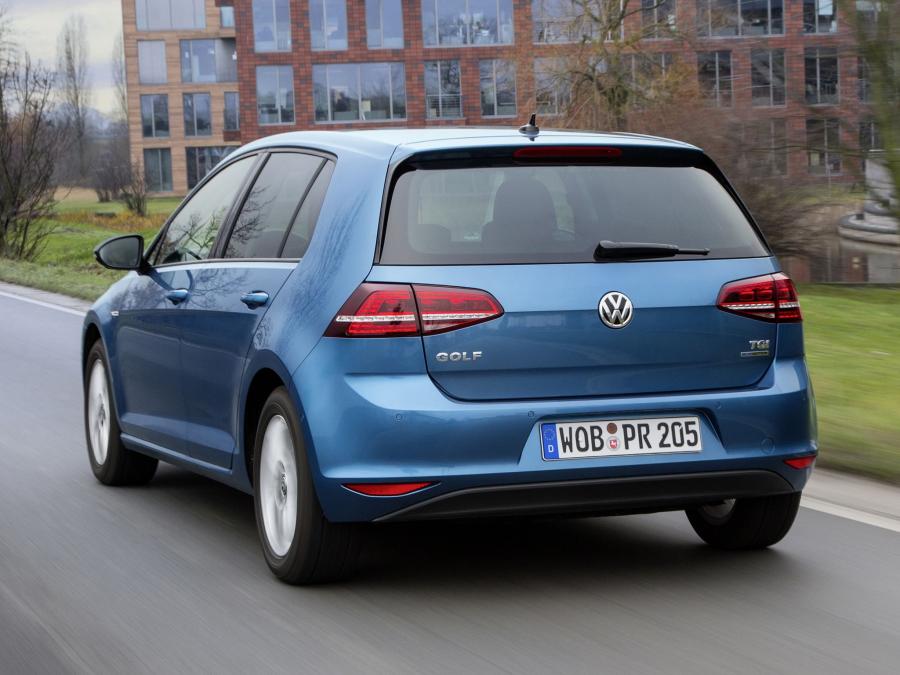  Volkswagen Golf TGI BlueMotion 5-Door 2013 года  (фото 4 из 13)
